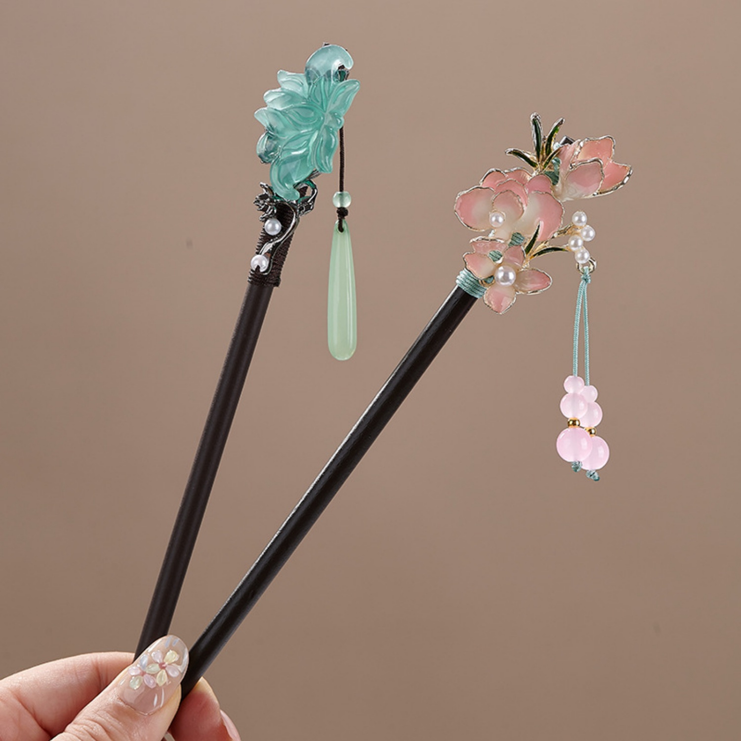 Vintage Flower Hairpin For Wom - Vintage Collectible Item 评论和价格
