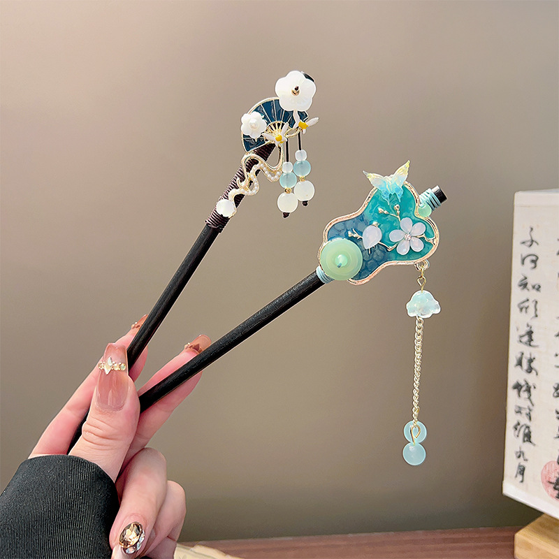Classic Tassel Hair Stick Blac - Vintage Collectible Item 评论和价格