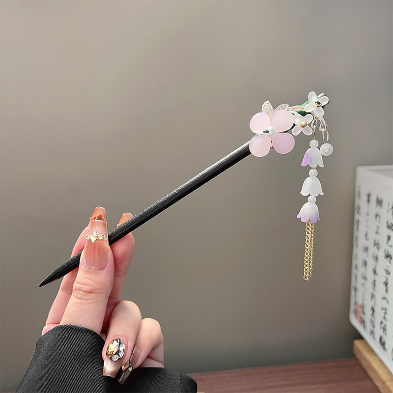 Classic Tassel Hair Stick Blac - Vintage Collectible Item 评论和价格